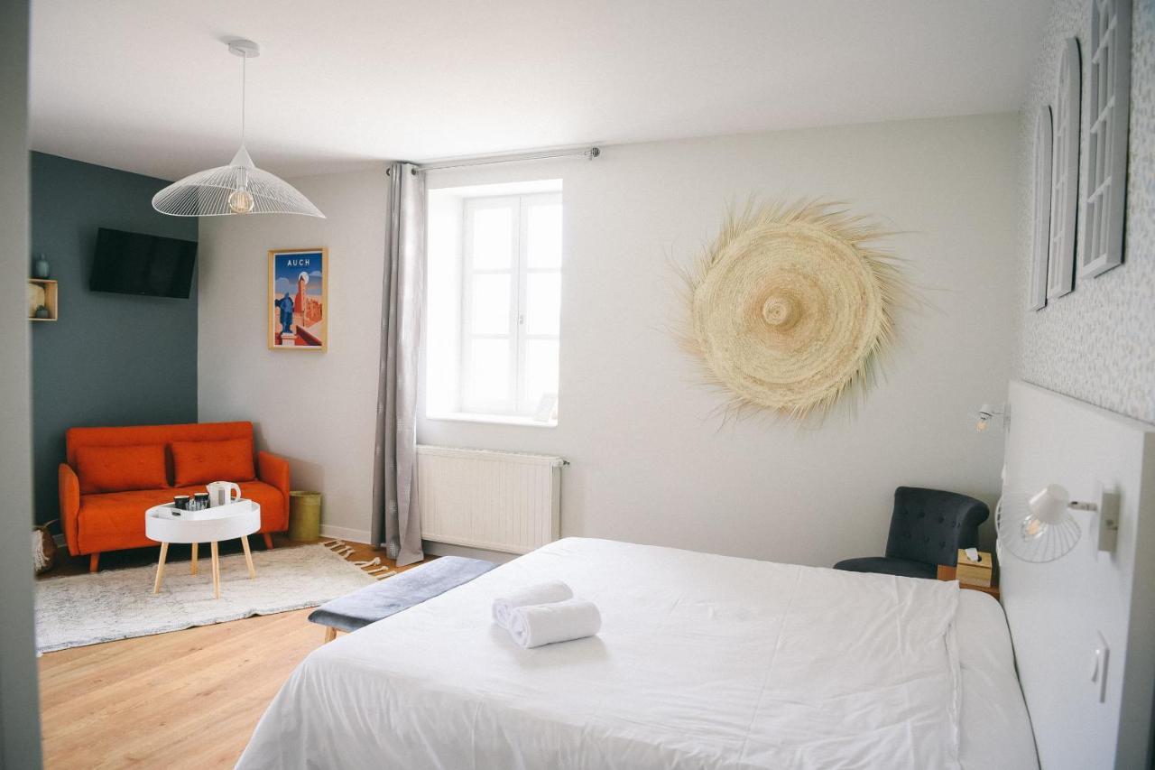 Chambre D'Hotes Domaine Le Castagne Ош Екстериор снимка