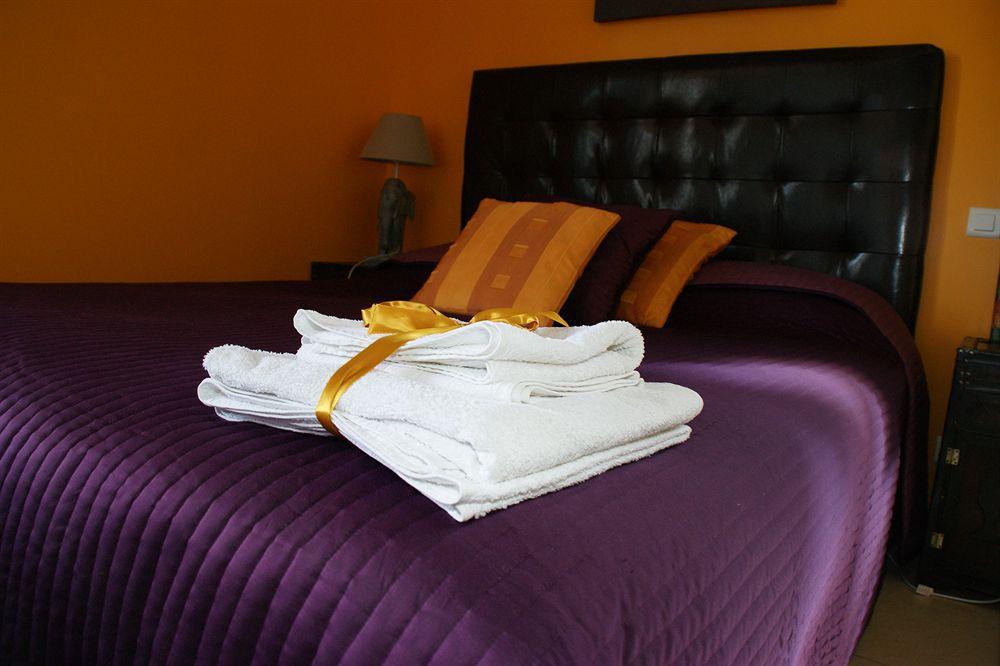 Chambre D'Hotes Domaine Le Castagne Ош Екстериор снимка